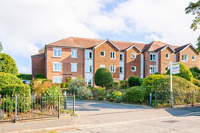 1 Bedroom Property For Sale In Grange Road, Uckfield, TN22