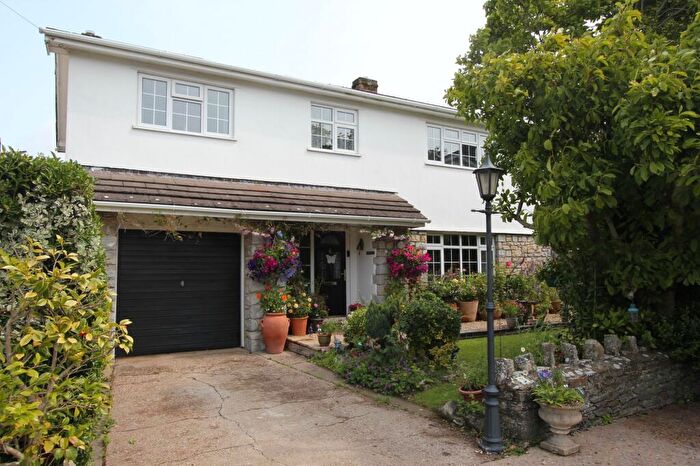 4 Bedroom Detached House For Sale In Orchard Close, Boverton, CF61