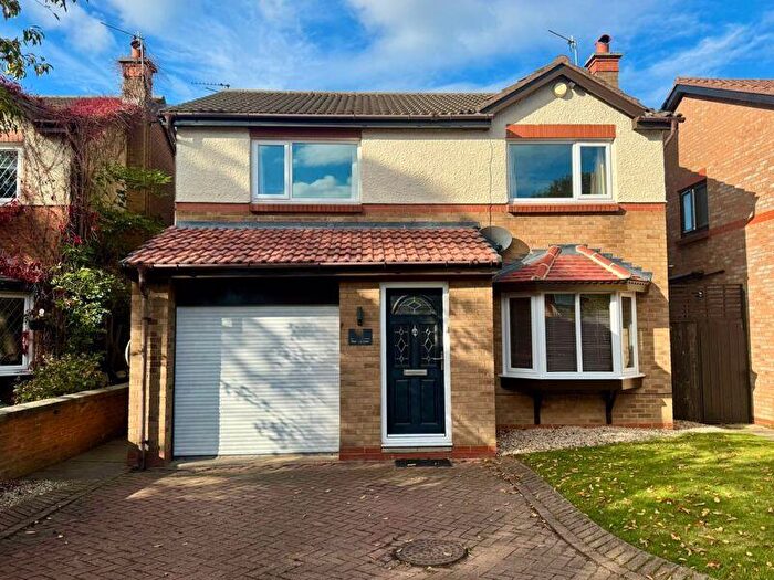 4 Bedroom Detached House For Sale In Moor Park Court, North Shields, NE29
