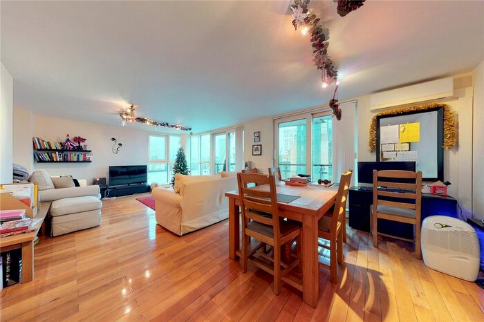 2 Bedroom Flat To Rent In Bridge House, St. George Wharf, London, SW8