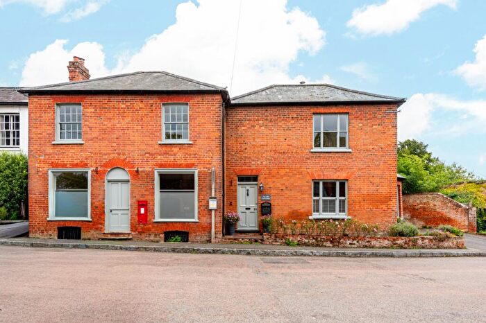 4 Bedroom Semi-Detached House For Sale In High Street, Weedon, Aylesbury, Buckinghamshire, HP22