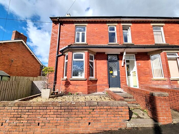 3 Bedroom Semi-Detached House To Rent In The Crescent, Caerphilly, CF83
