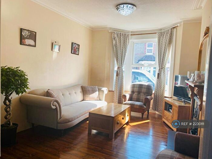 3 Bedroom Terraced House To Rent In Eastcombe Avenue, London, SE7