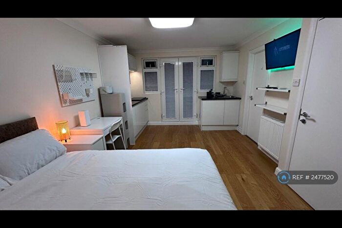 Studio To Rent In Sutton, Sutton, SM1