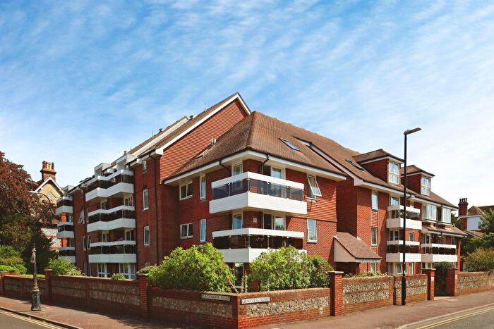 1 Bedroom Flat For Sale In Granville Road, Eastbourne, BN20