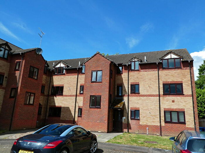 1 Bedroom Apartment For Sale In Broome Way, Banbury, OX16