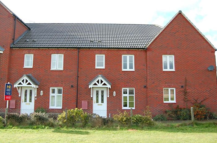 3 Bedroom Terraced House To Rent In South Meadow Road, Duston, NN5