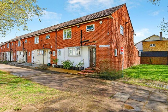 4 Bedroom End Of Terrace House For Sale In Briars Wood, Hatfield, AL10
