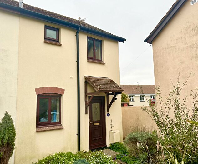 2 Bedroom End Of Terrace House To Rent In Heywood Drive, Starcross, EX6