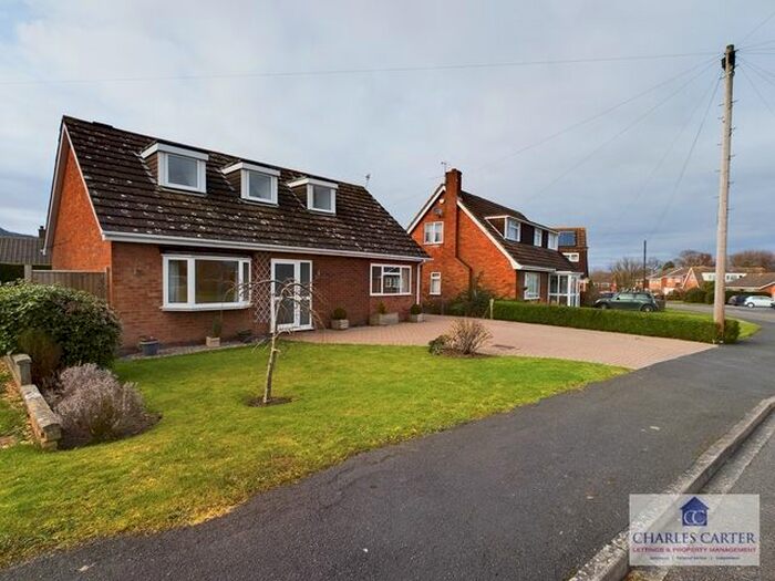 4 Bedroom Detached House To Rent In Windrush Crescent, Malvern, WR14