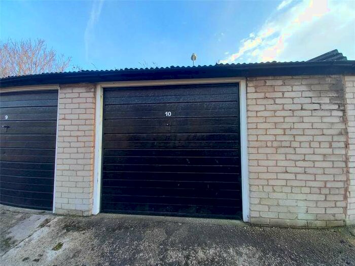 Garage / Parking To Rent In Jubilee Passage, Llandudno, Conwy, LL30