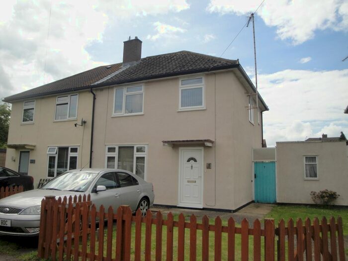 2 Bedroom Semi-Detached House To Rent In Corrie Road, Cambridge CB1