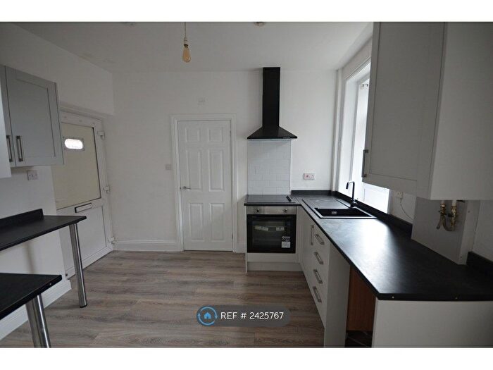 1 Bedroom Flat To Rent In Mayfield Grove, Harrogate, HG1