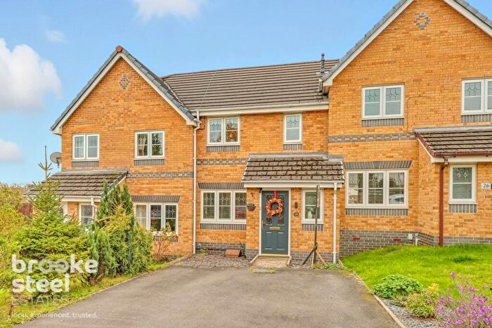 3 Bedroom Town House For Sale In Sims Close, Ramsbottom, BL0