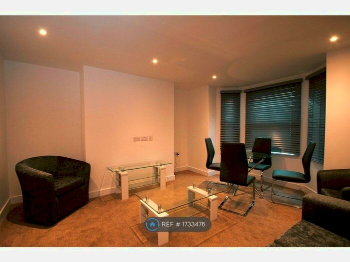 2 Bedroom Flat To Rent In Fatherson Rd., Reading, RG1