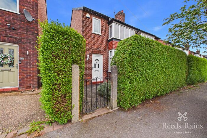 3 Bedroom Semi-Detached House For Sale In Ripley Avenue, Great Moor, Stockport, Cheshire, SK2