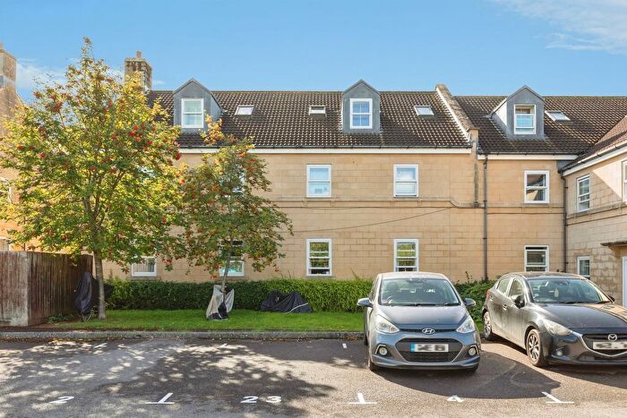 1 Bedroom Flat For Sale In Albany Road, Bath, BA2