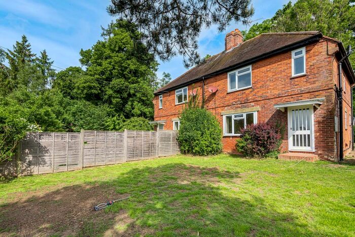 3 Bedroom Cottage To Rent In Rotherfield Greys, Nr Henley, RG9