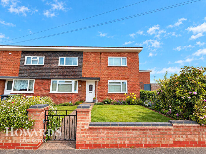 2 Bedroom Apartment For Sale In Kings Road, Gorleston, NR31