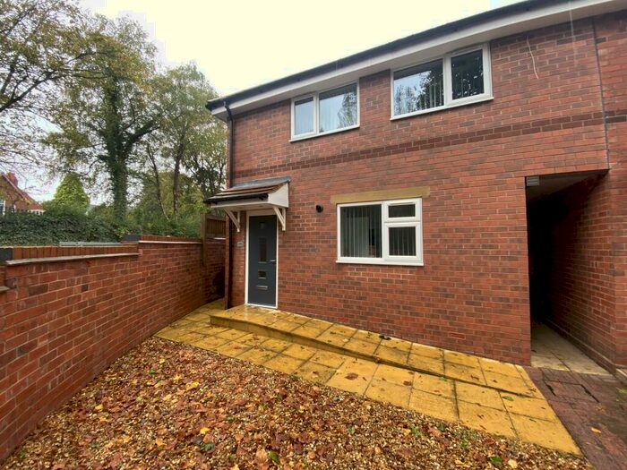 3 Bedroom House To Rent In St Johns Road, Ilkeston, DE7