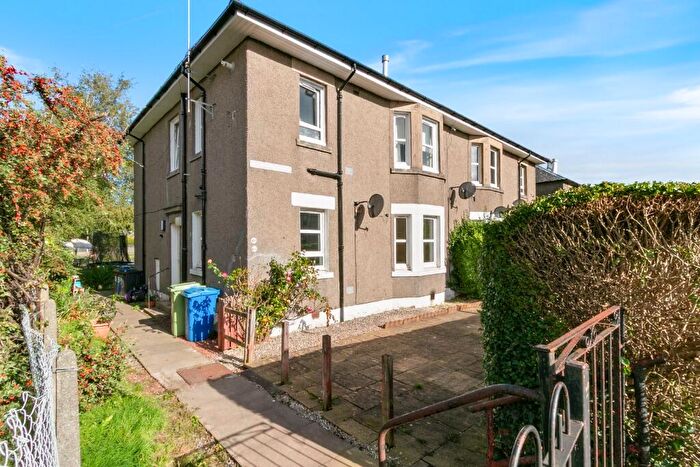 2 Bedroom Flat To Rent In Crosslet Road, Dumbarton, West Dunbartonshire, G82