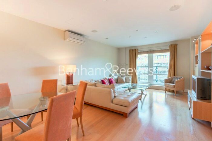 2 Bedroom Flat To Rent In Beckford Close, Kensington, W14