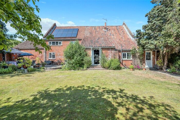 6 Bedroom Barn Conversion For Sale In School Road, Neatishead, Norwich, Norfolk, NR12
