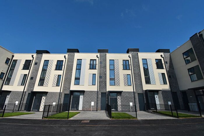 2 Bedroom Maisonette To Rent In Elm Road, Cranbrook, EX5