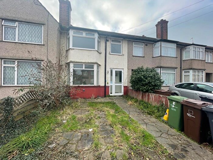 3 Bedroom Terraced House To Rent In First Avenue, Dagenham., RM10