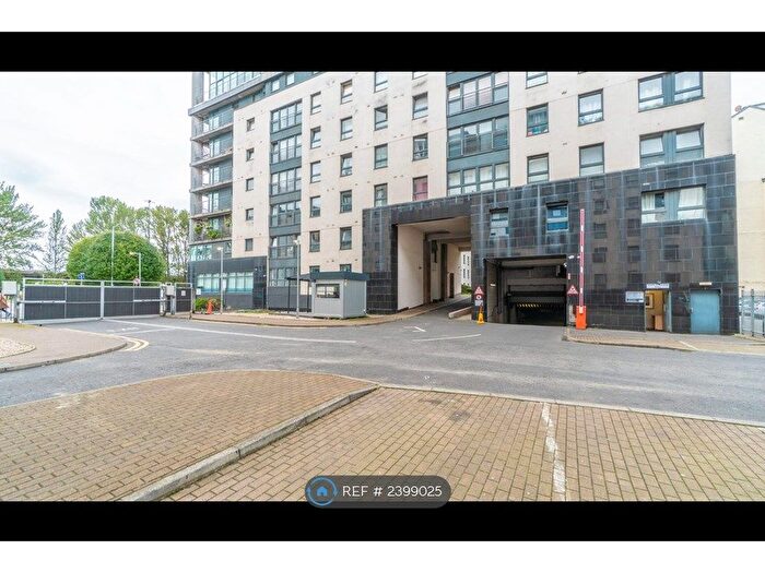 2 Bedroom Flat To Rent In Wallace Street, Glasgow, G5