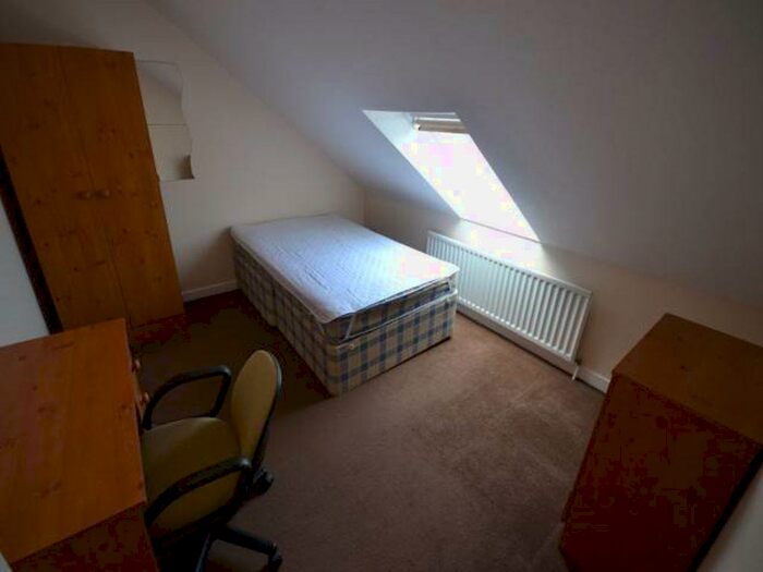 5 Bedroom Property To Rent In Coniston Avenue, Newcastle Upon Tyne, NE2