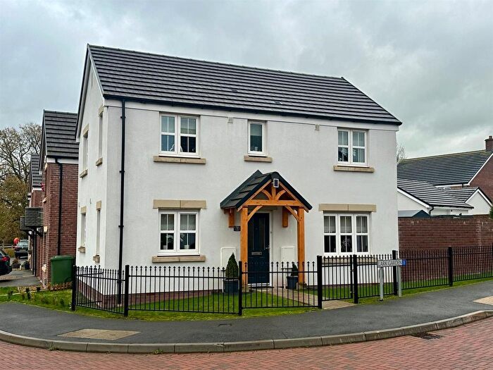 3 Bedroom Property For Sale In Primrose Avenue, Clehonger, Hereford, HR2