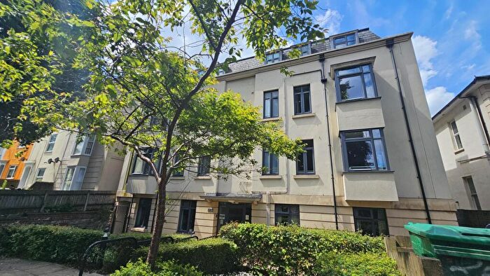 2 Bedroom Apartment To Rent In Sussex Place, Montpelier, BS2
