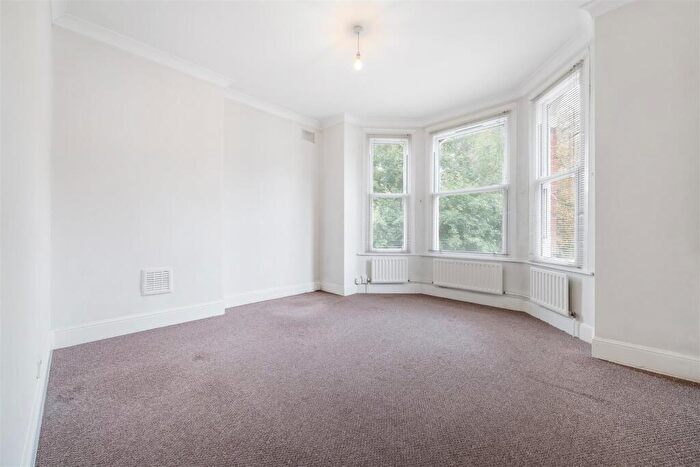 1 Bedroom Flat To Rent In Croydon Road, Anerley, London, SE20