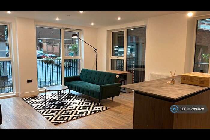 2 Bedroom Flat To Rent In Shadwell Street, Birmingham, B4