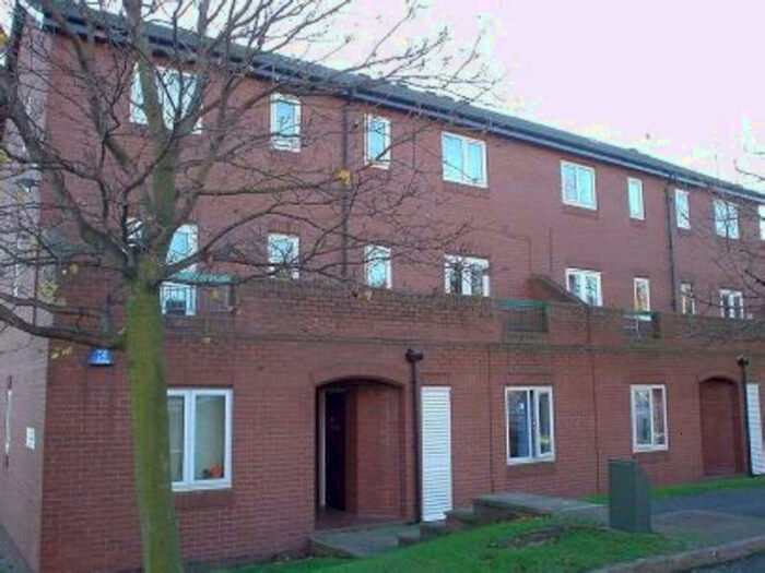 1 Bedroom House To Rent In Well Close Rise, Leeds, LS7