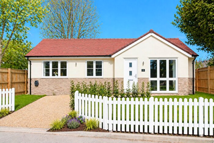 2 Bedroom Bungalow For Sale In The Tanyard, Bassingbourn, Royston, SG8