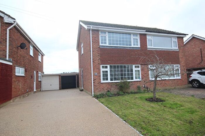 2 Bedroom Semi-Detached House For Sale In Albany Close, Tonbridge, TN9