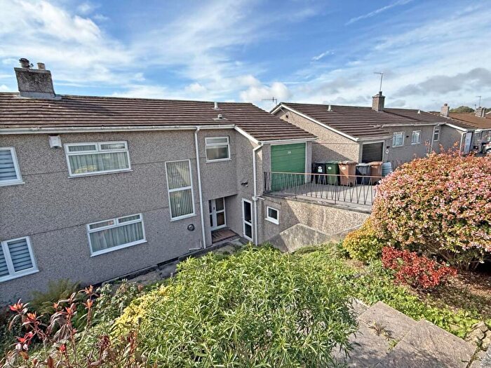 3 Bedroom Semi Detached House For Sale In Bearsdown Road, Eggbuckland, Plymouth, PL6