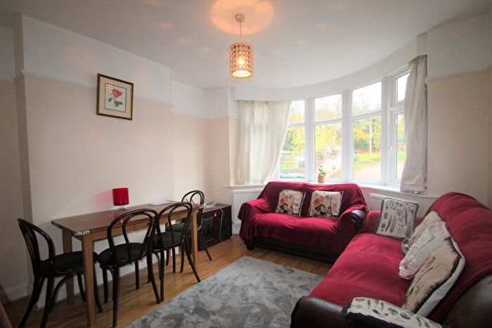 4 Bedroom House To Rent In Southern-by-Pass, OX2