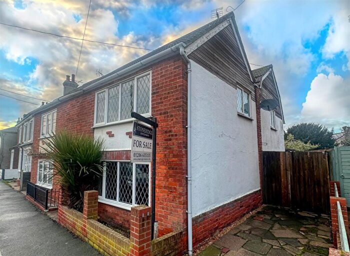 3 Bedroom House To Rent In Station Road, Brightlingsea, Colchester, CO7