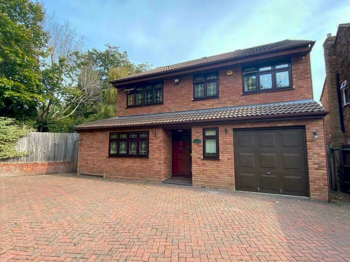 4 Bedroom Detached House To Rent In Iberian Way, GU15