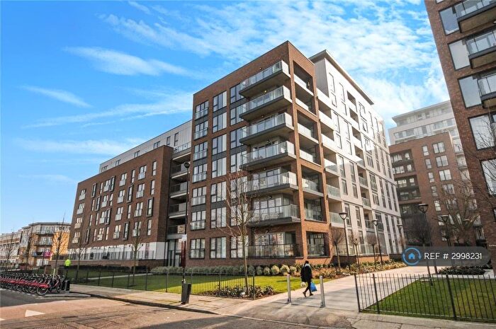 2 Bedroom Flat To Rent In Lucienne Court, London, E14