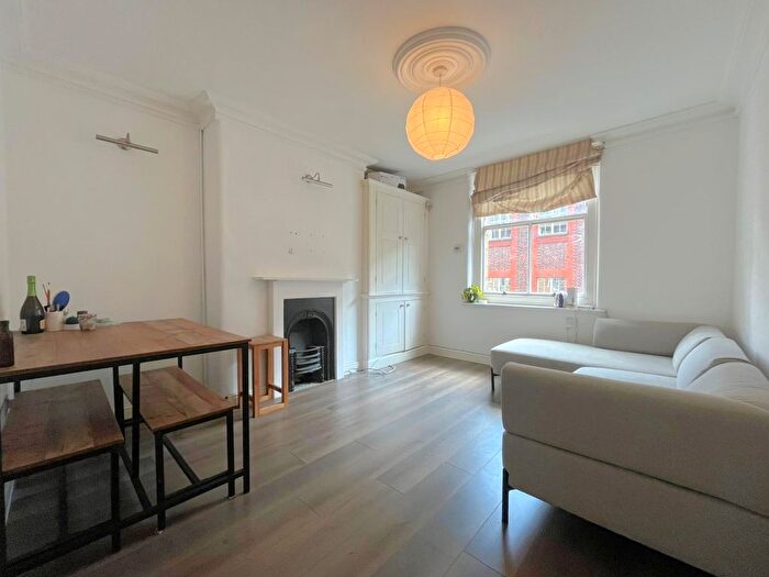 1 Bedroom Flat To Rent In Aldwych Buildings, WC2B