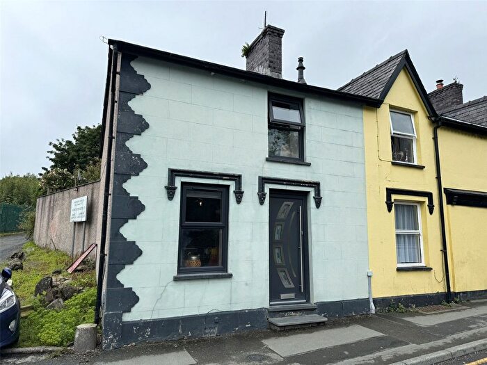 2 Bedroom End Of Terrace House For Sale In Heol Y Doll, Machynlleth, Powys, SY20