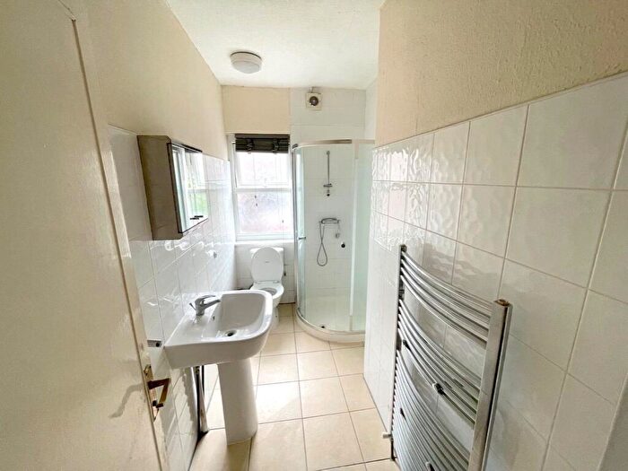 4 Bedroom Terraced House To Rent In Pomona Street, Sheffield, S11
