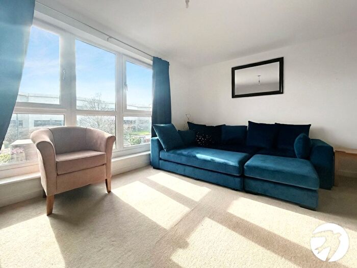 4 Bedroom Terraced House To Rent In Vimy Drive, Dartford, DA1