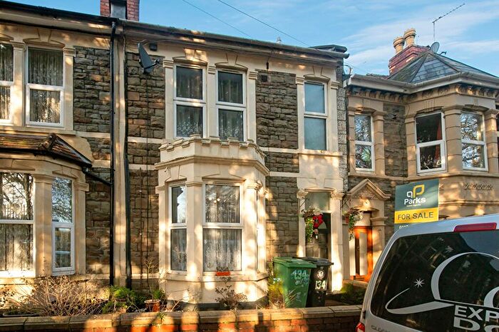 3 Bedroom Terraced House For Sale In Holly Lodge Road, Bristol, BS5