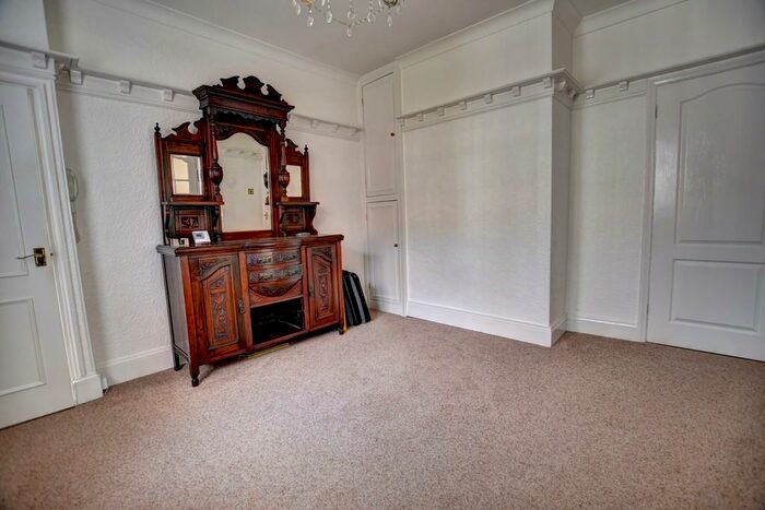 2 Bedroom Semi-Detached Bungalow To Rent In Charlton Road, Fulwell, SR5