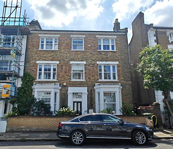 1 Bedroom Flat To Rent In Landseer Road, Upper Holloway, N19